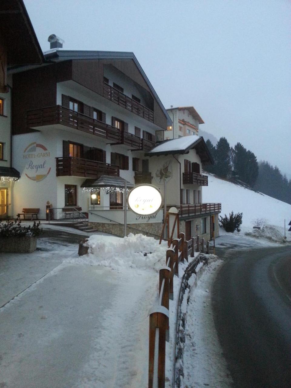 Hotel Garni Royal Arabba Exterior photo